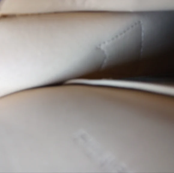 Dooney & Bourke Black Bag Made in Italy Purse with Lock and Key - Picture 4 of 15